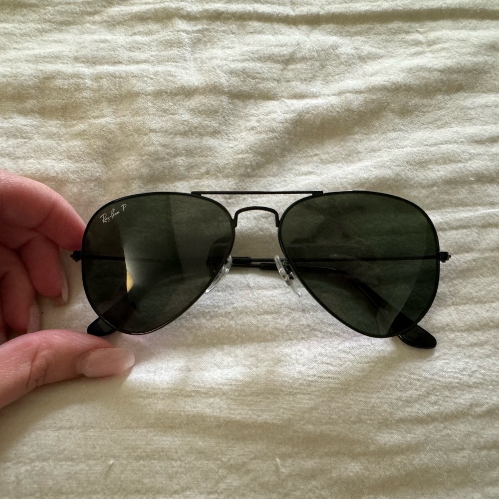 Women’s Small Polerized Aviator Raybans Sunglasses